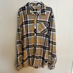 Ocean current plaid flannel size‎ XXL